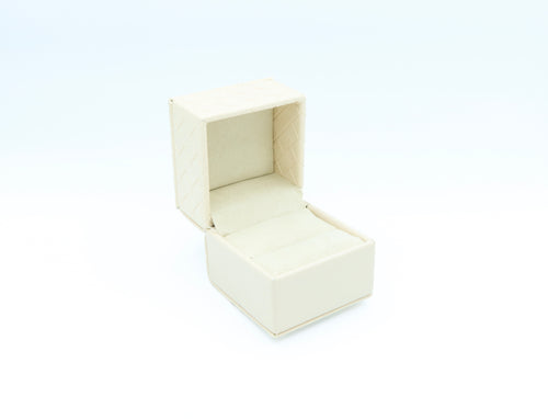 Intreciato Weave Ring Beige Box