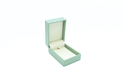 Intercciato Weave Pendant Green Box