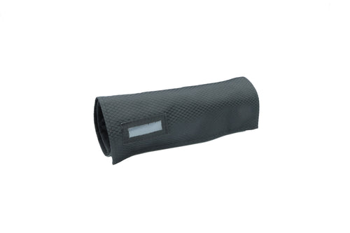 Italian Black Ring Roll (Small)