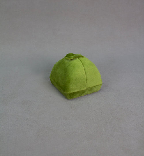 Deluxe Velvet Matcha Ring Box