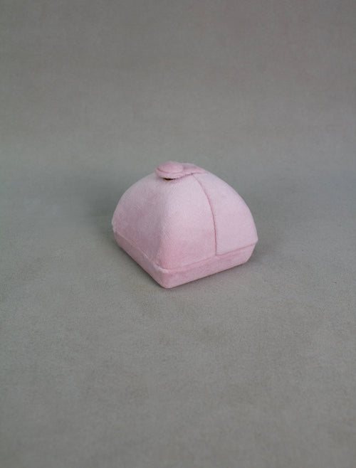 Deluxe Velvet Bubblegum Ring Box