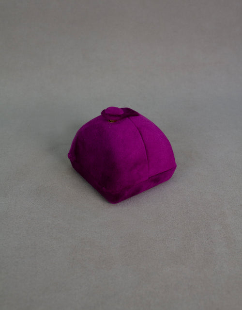Deluxe Velvet Berry Ring Box