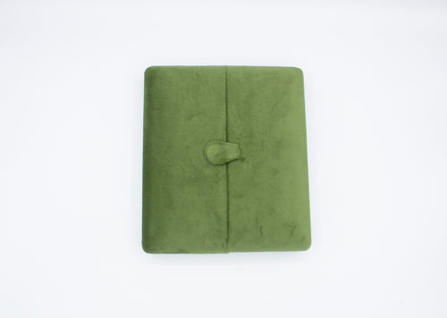 Deluxe Velvet Mochi Necklace Box